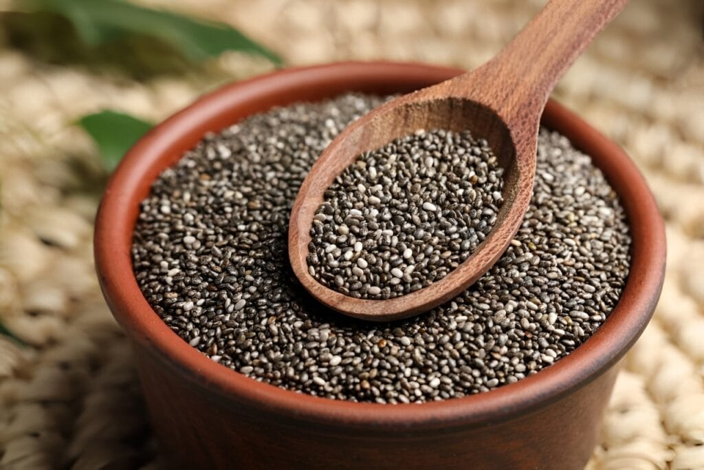 Kenali-Cara-Konsumsi-Chia-Seed-Untuk-Diet-1024x683-1-1024x683 10 Alimentos Para Controlar o Diabetes Naturalmente